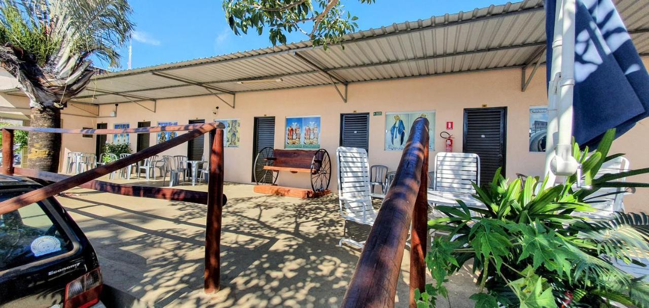 Pousada Romeiros Do Pai Eterno - Santuario Basilica De Trindade Trindade  Ngoại thất bức ảnh